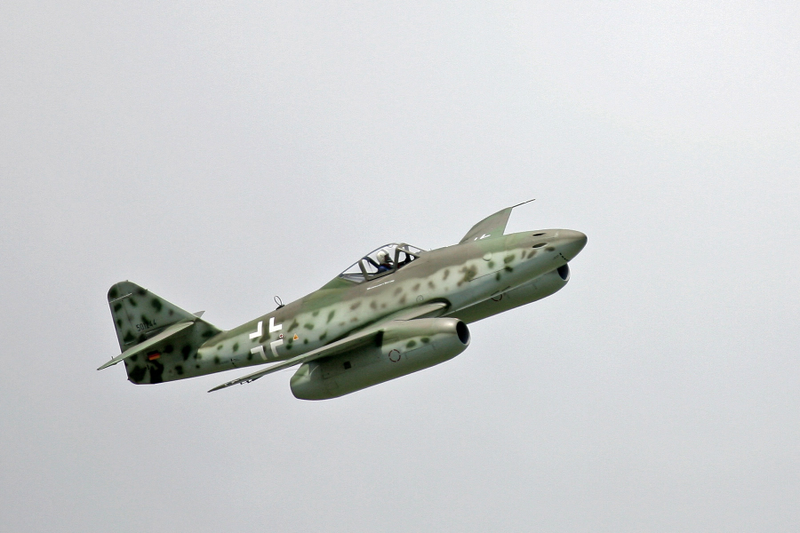 Illustration for article titled Me-262: The First Jet Fighter To Make a Diffrence
